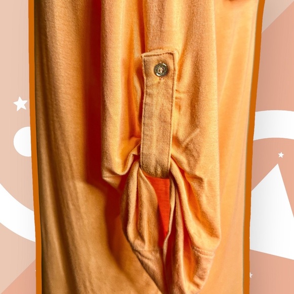 Calvin Klein Bright Orange Roll-Tab Sleeve 1/2 Zip Pocketed Top Size Medium - Picture 9 of 10